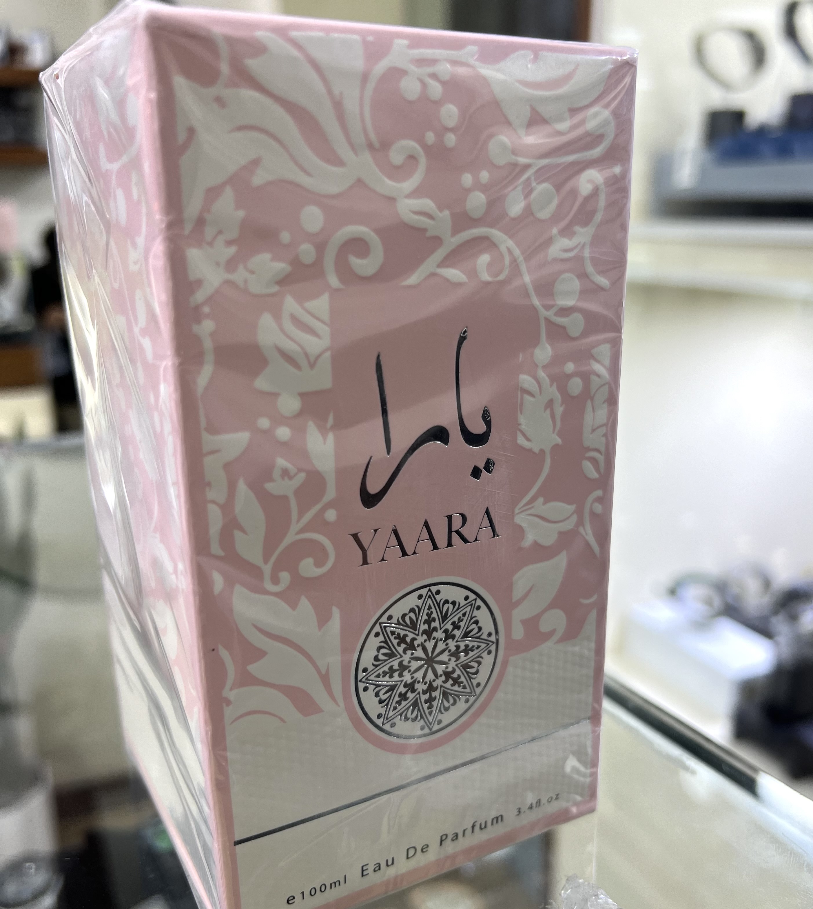 عطر ادکلن عربی یارا صورتی Yara برند 100 میل