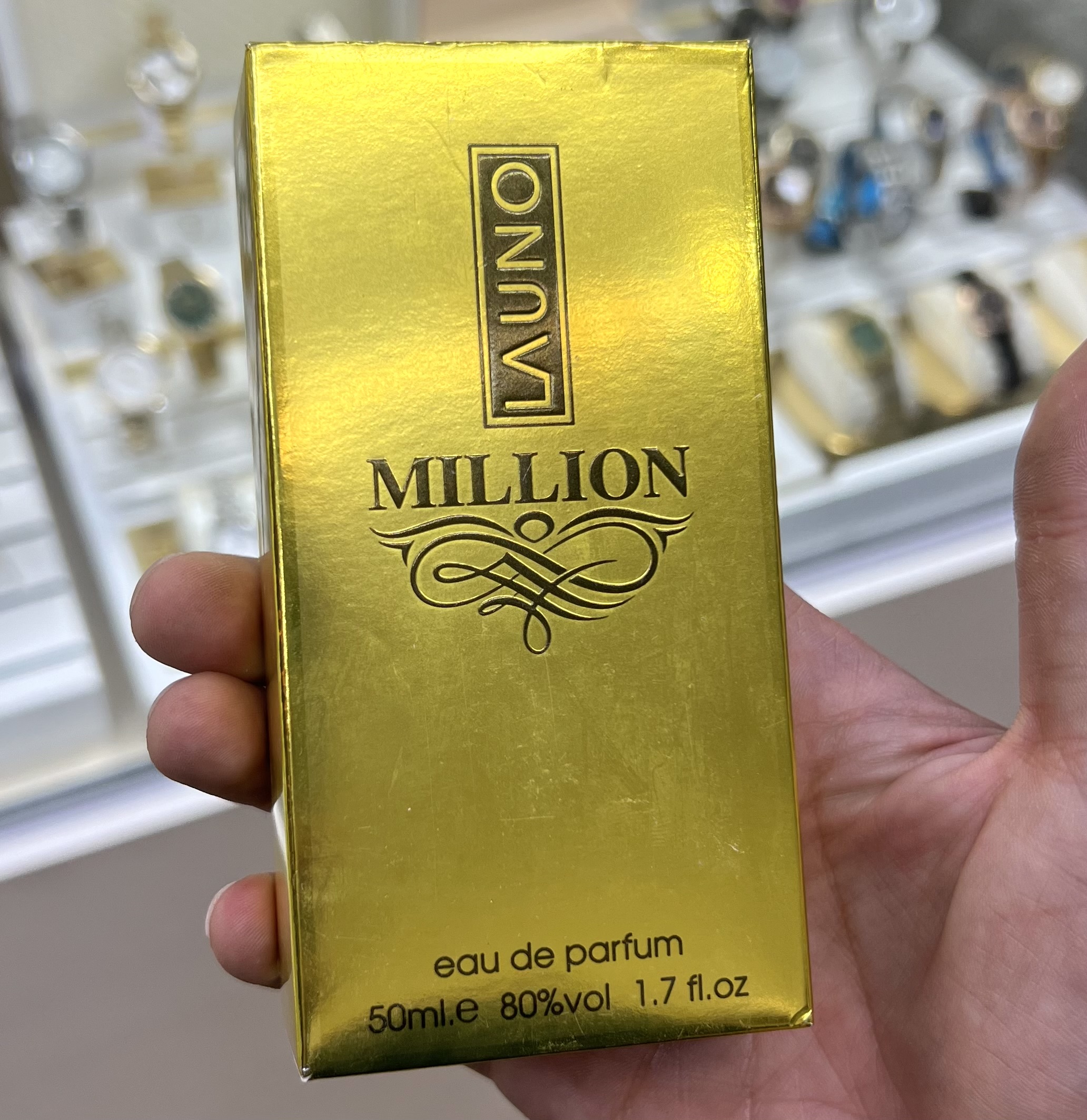 عطر ادوپرفیوم مردانه فراگرنس ورد مدل La Uno Million حجم ۵۰ میل شیرین گرم