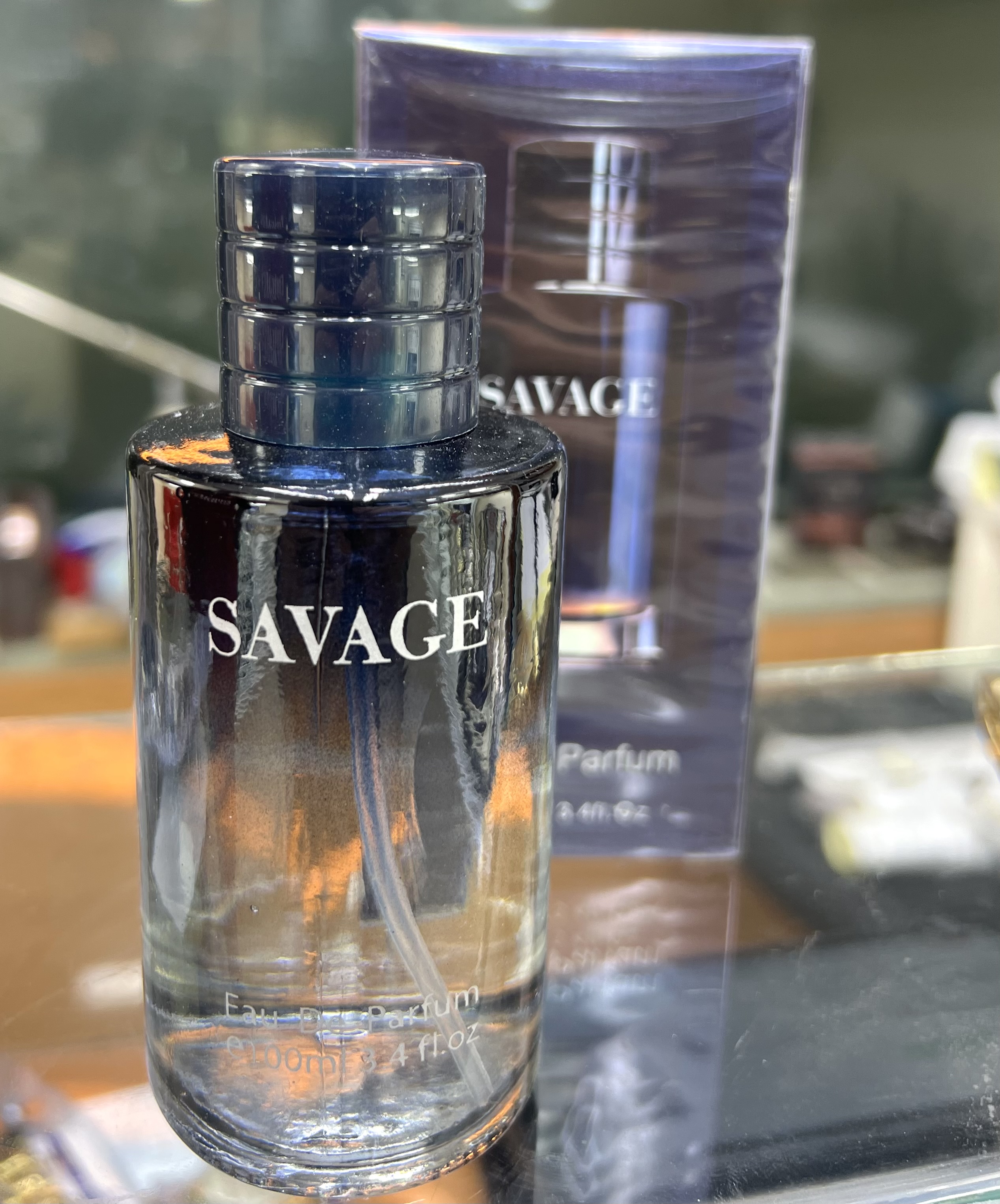 عطر ادوپرفیوم مردانه لوزی مدل ساواج حجم ۱۰۰ میلی لیتر خنک تند
